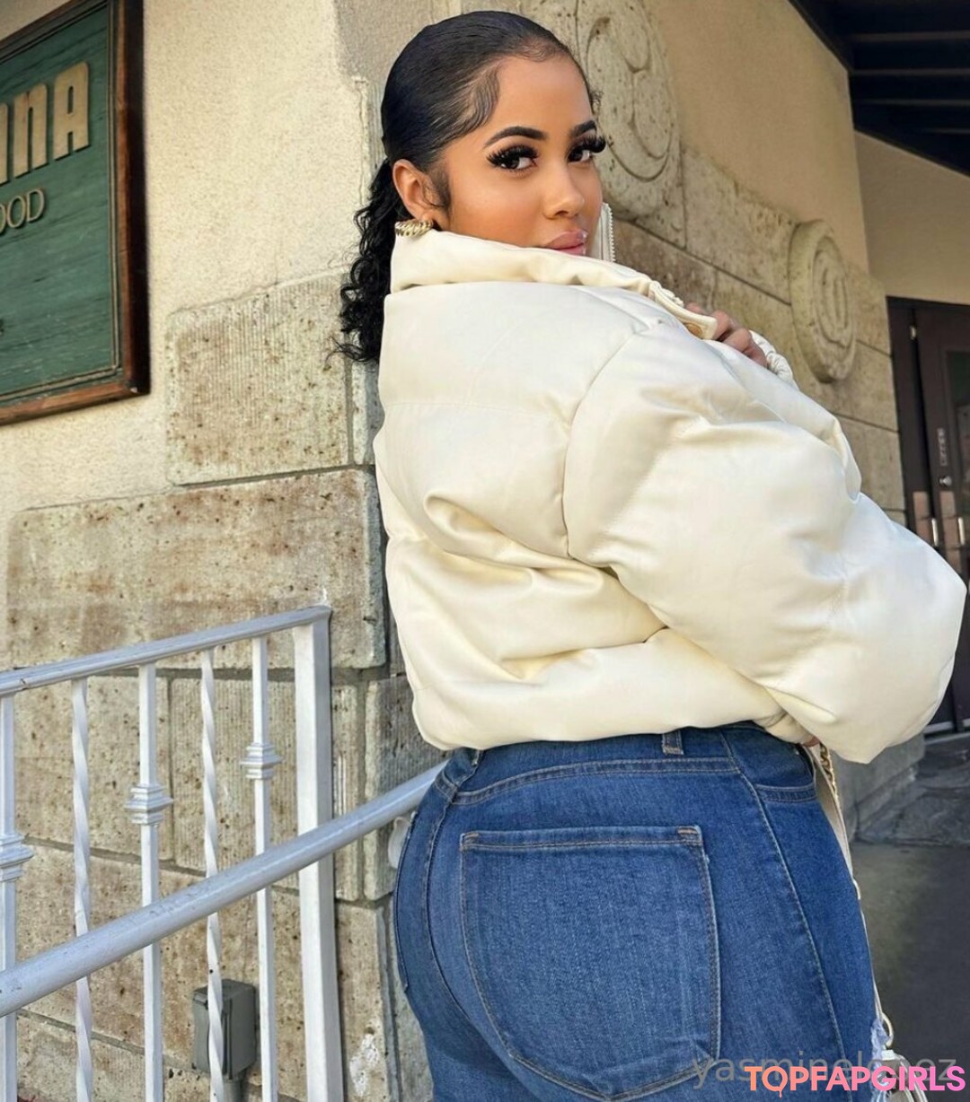 Yasmine Lopez top star collection