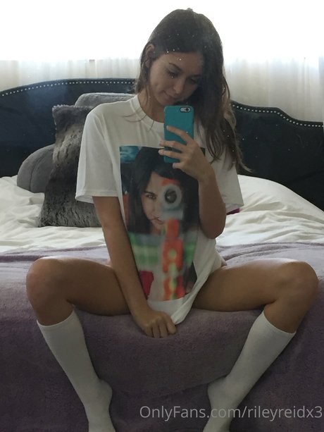 gloryhole girls onlyfans pornographic archive
