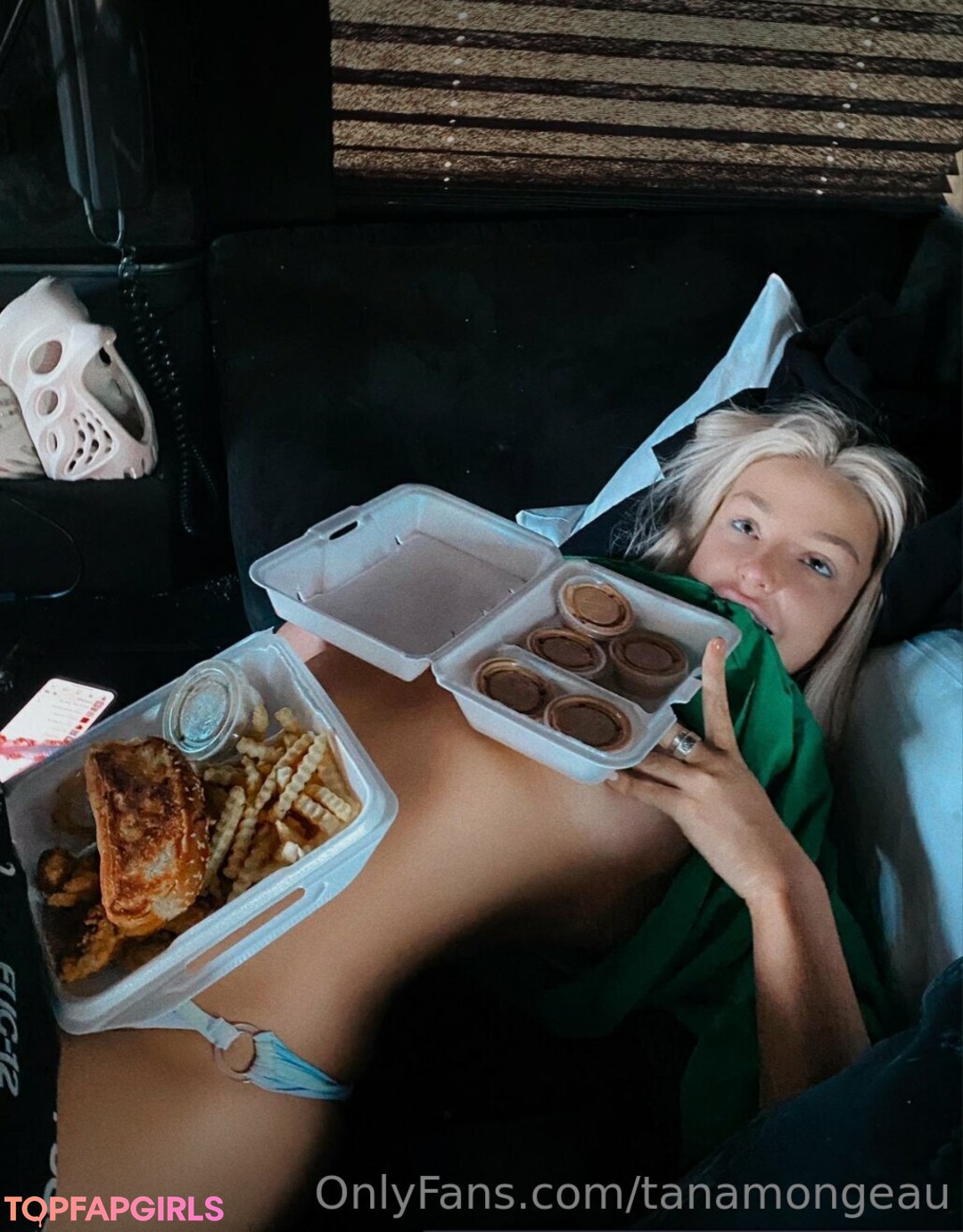 popular trans onlyfans beautiful nude image