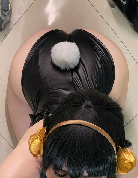 hot asian onlyfans top image