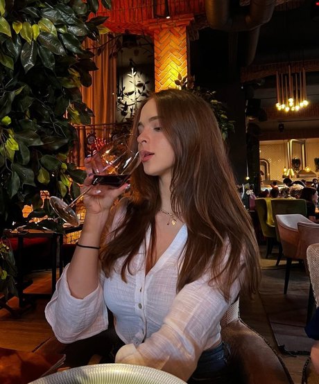 Katya Samilova star du porno exclusive photo