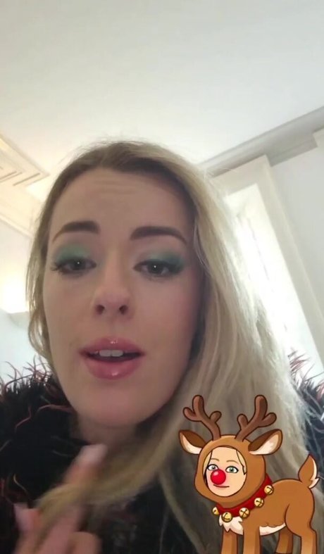 Rosa Brighid mannequin image