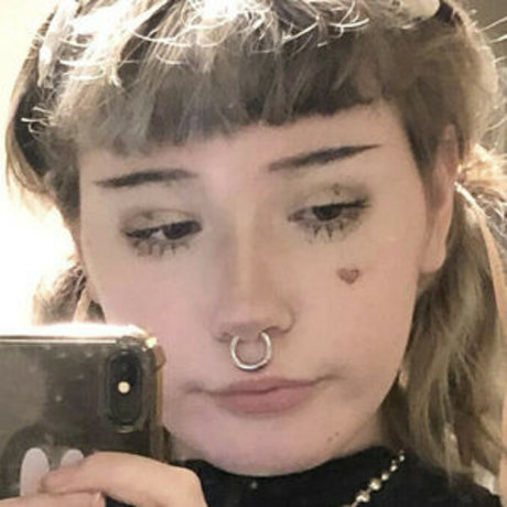 Tinyfawnn pornstar hd img
