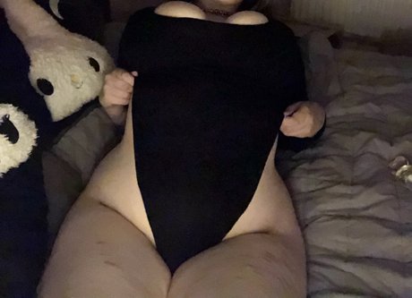 Tinyfawnn sex model pictures