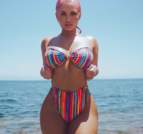 Jessica Kylie modelo gratis foto