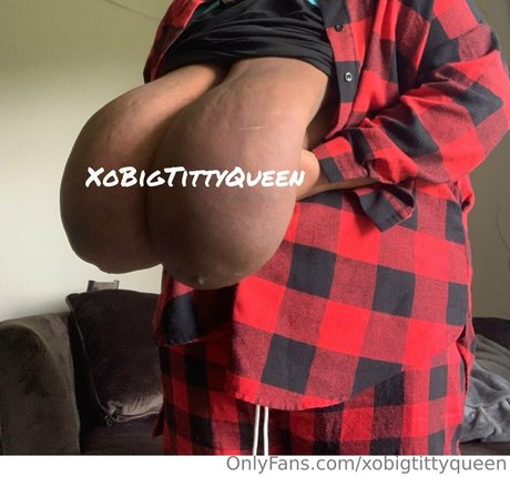 XoBigTittyQueen modelo xxx archivo