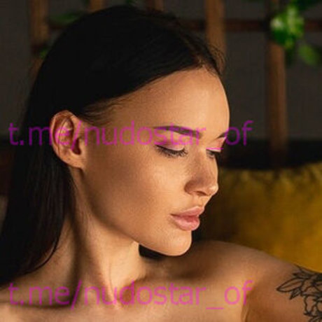 SashaSparrow model high quality photo