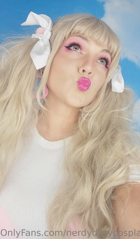 NerdyDirtyCosplay art modèle image