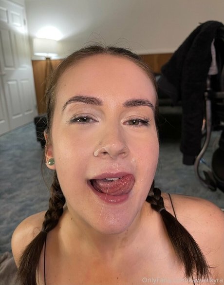 kitten kyra modelo superior recopilación