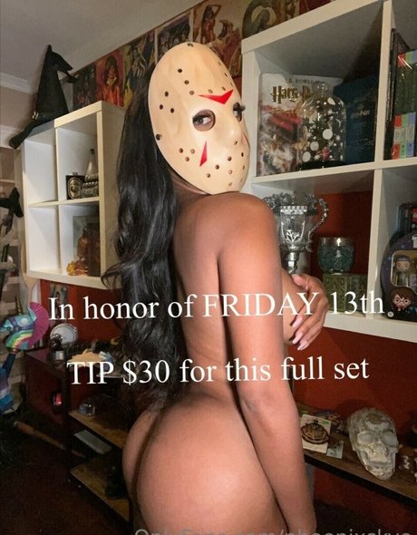 Phoenix Skye free star pics