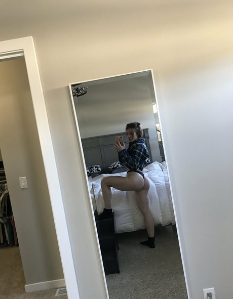 Pixie fit24 model nudes photos