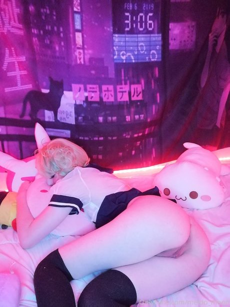Meido Moon modèle de sexe galerie