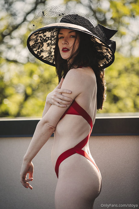 Stoya arte estelar imagen