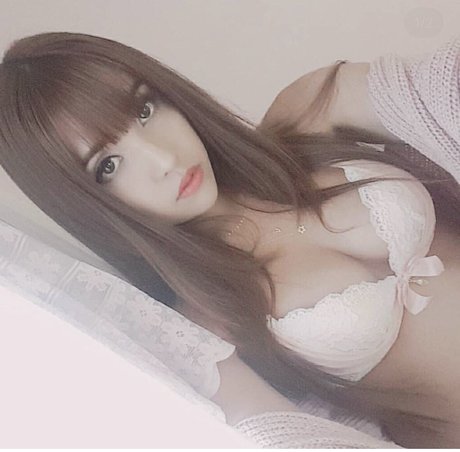 Bbypchii sexo estrella porno foto