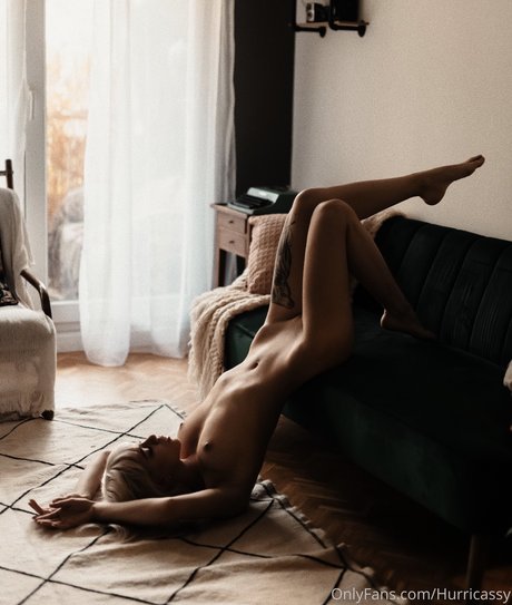 Hurricassy estrella porno bonita imágenes