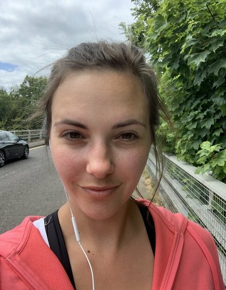 Sophia Knight modèle sympa galeries