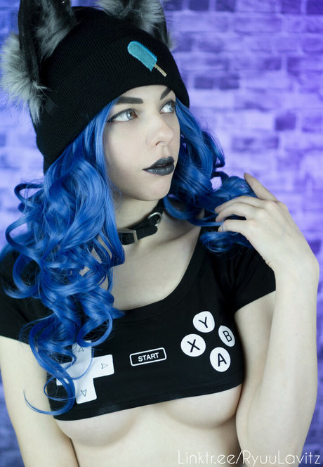 Ryuu Lavitz nus star du porno images