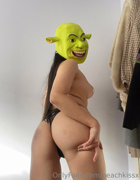 Peachkissx modèle artistique collection