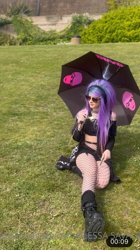 Alessa Savage jolie étoile collection