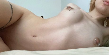 Freakinxxx joli modèle galeries