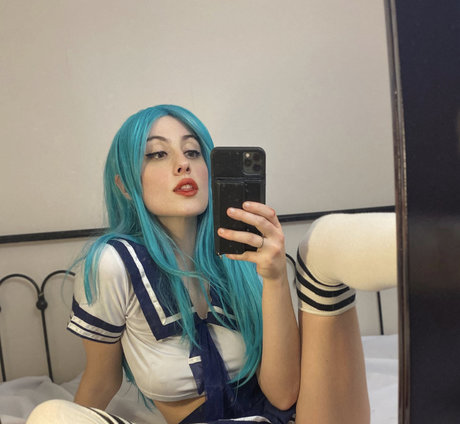 Antonsugarh modelo desnuda foto