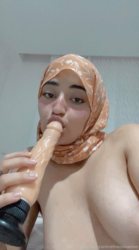curvy blonde onlyfans hd image