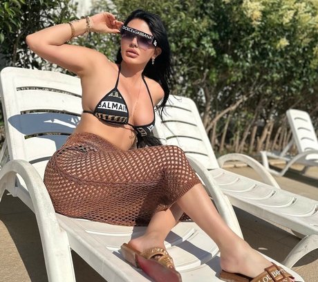 Ebru Polat estrella pornografica imagen