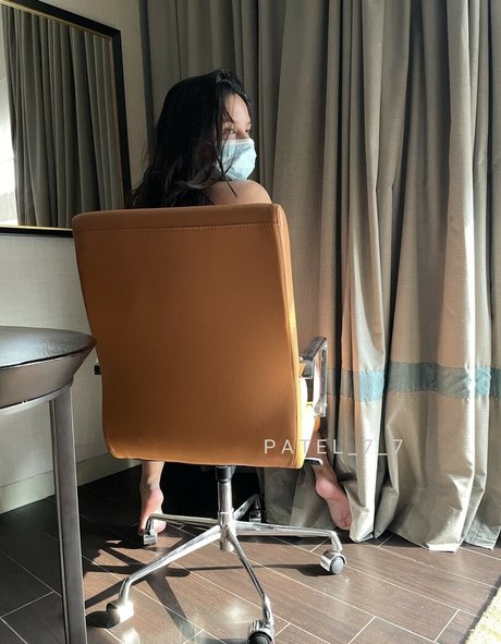 Zeeba Kalan arte estrella porno fotos