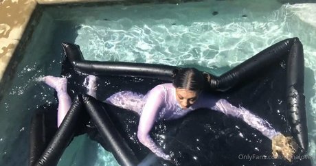 onnaloves actrice chaude images