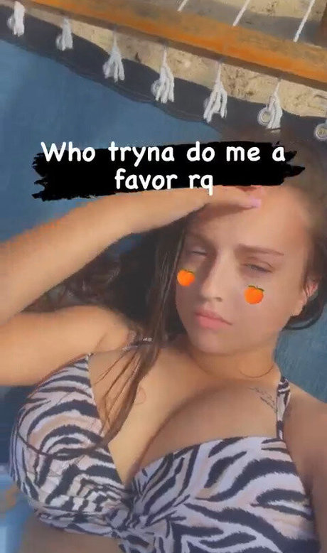 Brooke Mattson Miniatura