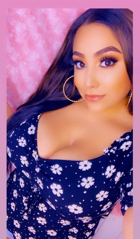 funsizedkatt modelo atractivo galerías