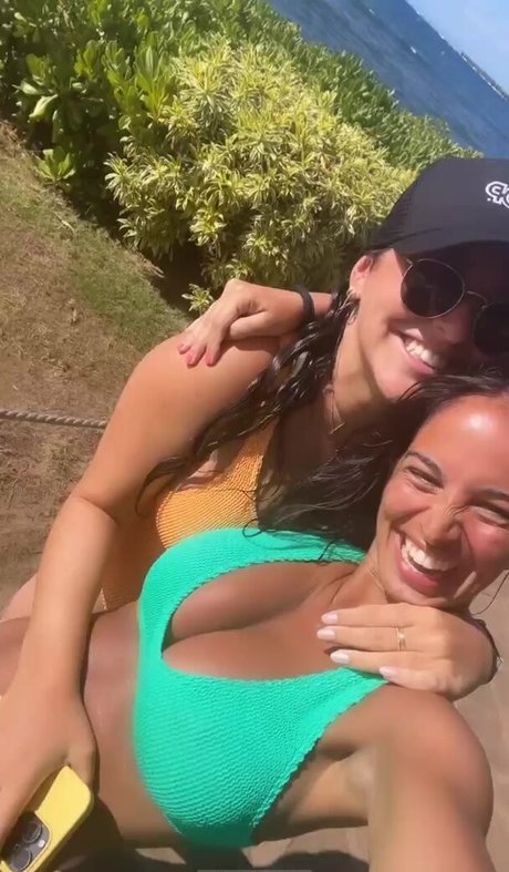 Christina Esposito nus star du porno archive