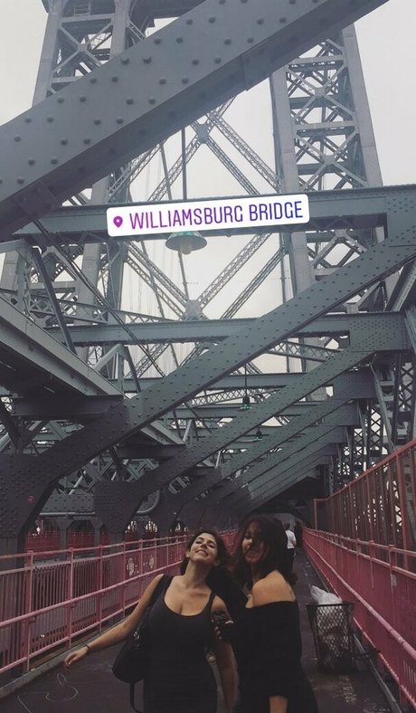 Emily H Barry modelo libre foto