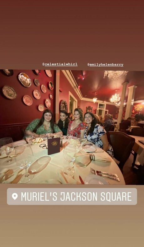 Emily H Barry modèle érotique collection