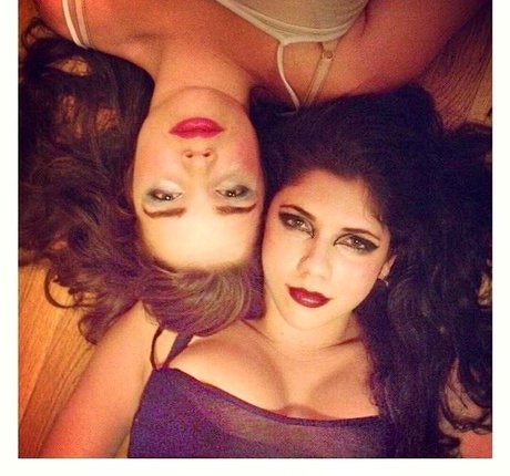 Emily H Barry art modèle image