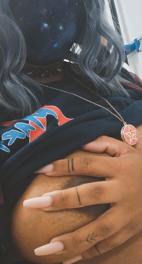 raeraejiggles meilleure star du porno photo