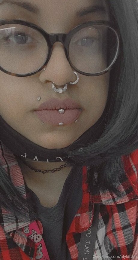 raeraejiggles desnudos de estrellas galería