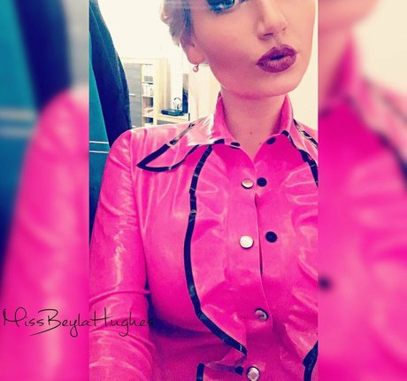 Beyla Hughes star nice pic