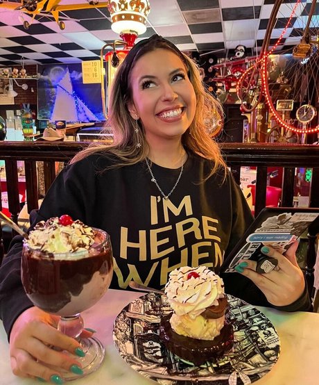 Larissa Cambusano bonita estrella porno archivo