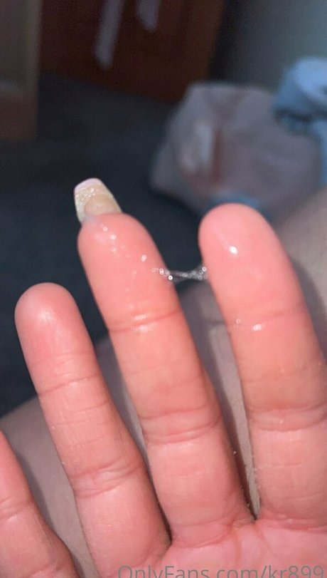 Katy Robertson modèle hd images