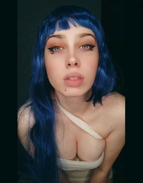 Whitefriz star nude pictures