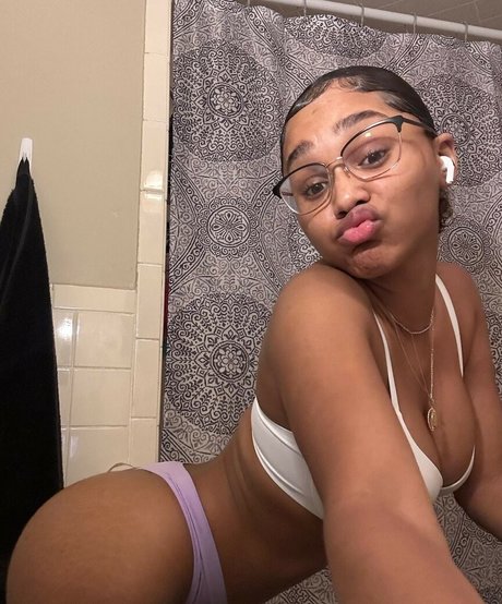 Jasmine Mitchell pornstar exclusive picture