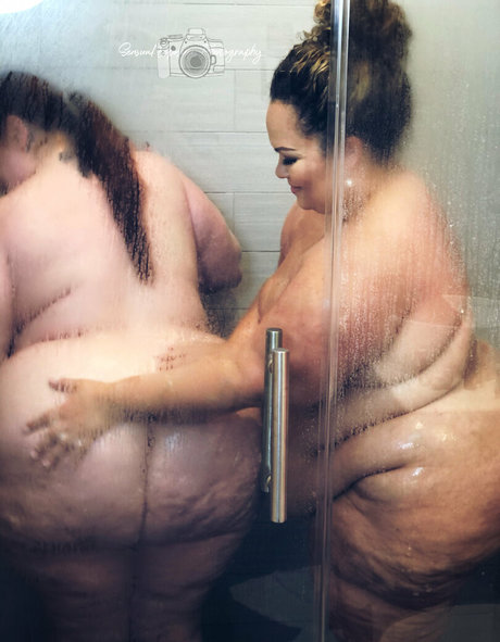 asstynmartyn estrella atractiva foto