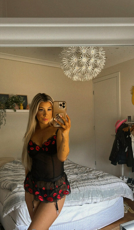 annalise may hermosa estrella porno imagen