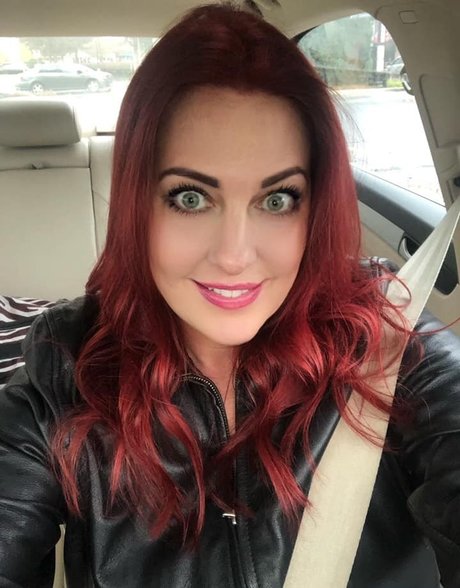 KellyK estrella atractiva imagen