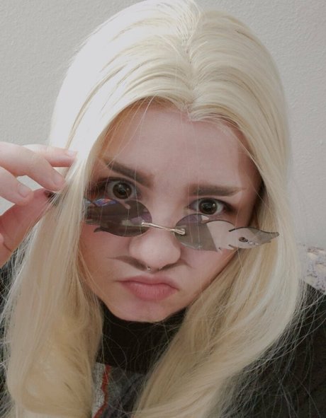 awoo exe xxx estrella porno archivo