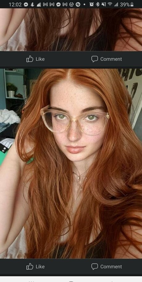 Dumbeddowndinosaur desnudos de estrellas porno galerías