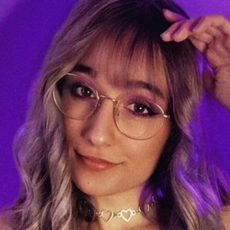 Maya ASMR top star picture