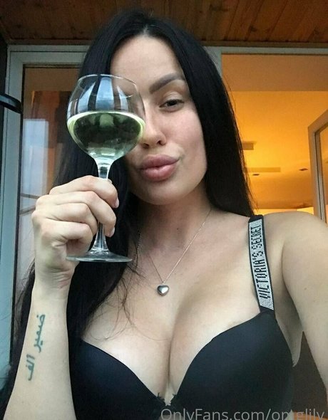 OnlyFans des lesbiennes asiatiques meilleur parfait archive