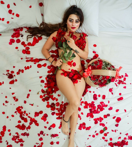 Ankita Dave hot actress pictures